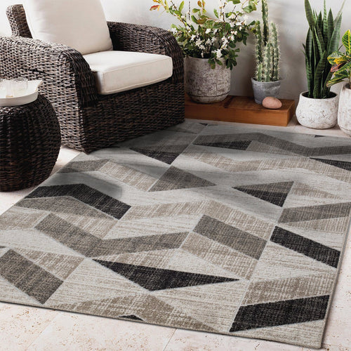 Richmond Geometric Outdoor Rug - Beige and Brown