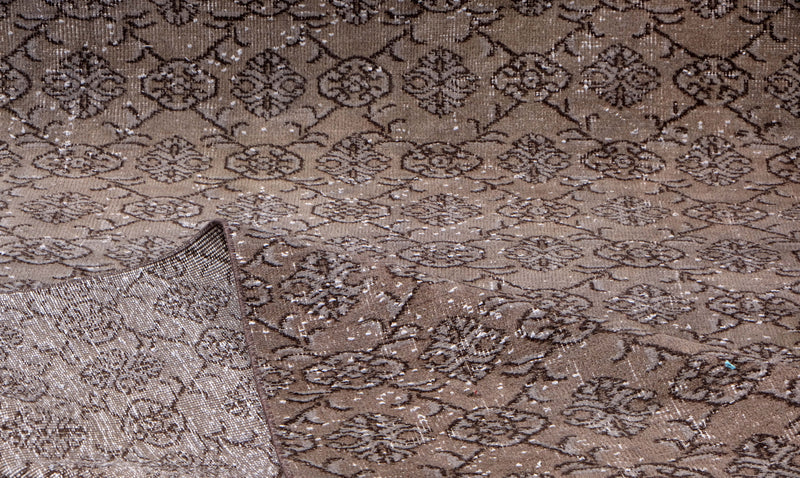 Turkish Vintage Hand-Knotted Red Wool Brown 165 x 282 cm (5'5" x 9'3")