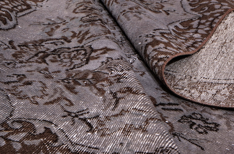 Turkish Vintage Hand-Knotted Brown Wool 170 x 260 cm (5'7" x 8'6")